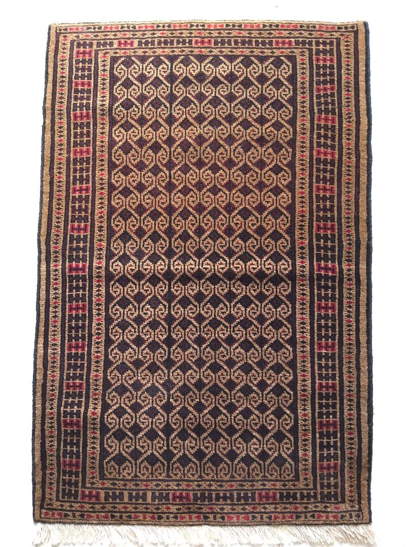 ヴィンテージ ペルシャ絨毯 130×86cm バルーチ こげ茶ベース 幾何学模様