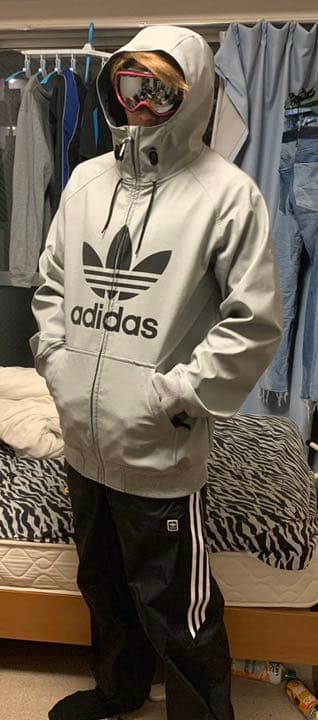 アディダス  スノボウェア  上下セット