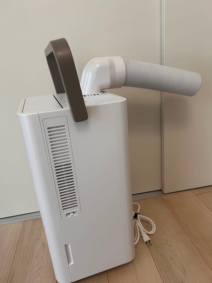 アイリスオーヤマ コンパクトクーラー ICA-0301Y 2025モデル