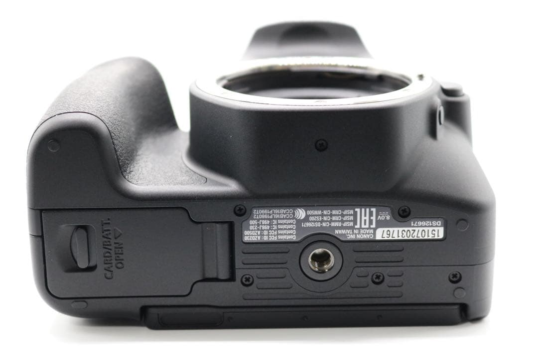 ボディほぼ新品 【Canon EOS Kiss X9 ダブルレンズセット】