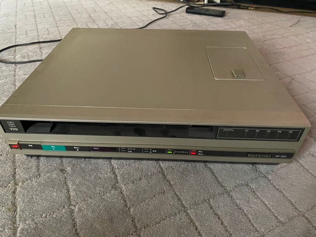 National DP-850 VHDデッキ