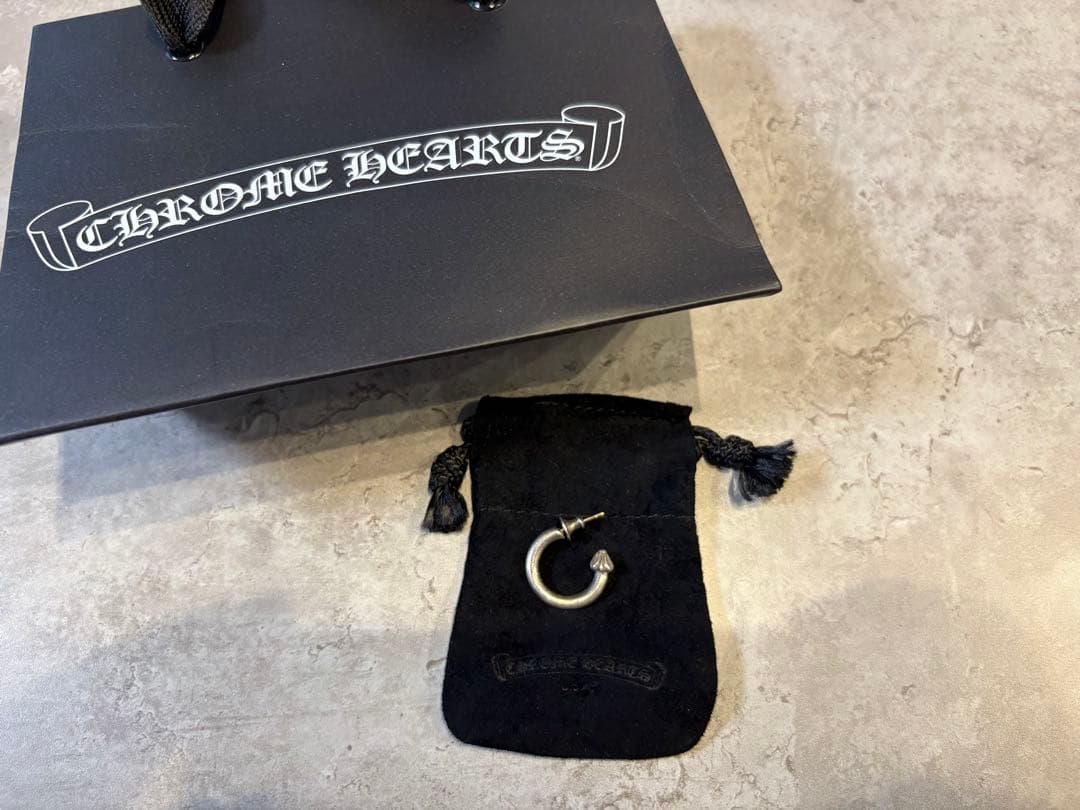 じ　クロムハーツ　プレーンフープピアス