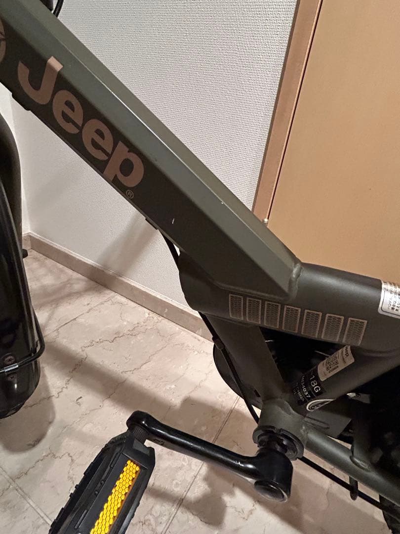 ジープ　JEEP 自転車キッズ　補助輪付き　匿名配送　中古