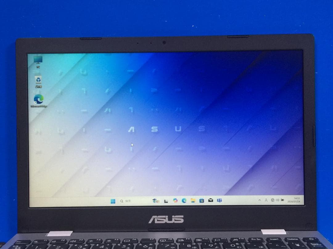 ASUS E210MA 11.6型/SSD/NumberPa/Office