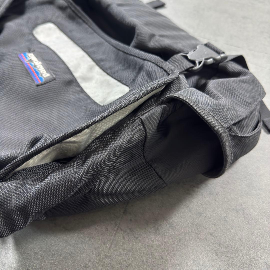 patagonia Half Mass ハーフマスメッセンジャーバッグ 黒 古着