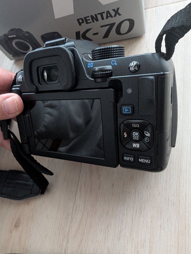 即発送★PENTAX K-70 300W ズーム RE キット（ ブラック）