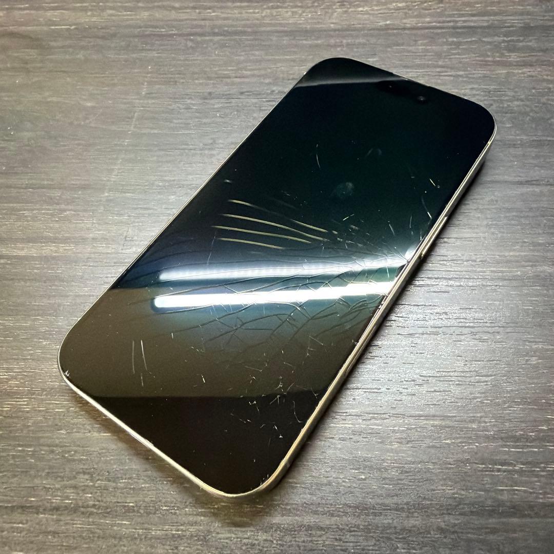 【画面ワレ】iPhone16pro 128GB ナチュラルチタニウム