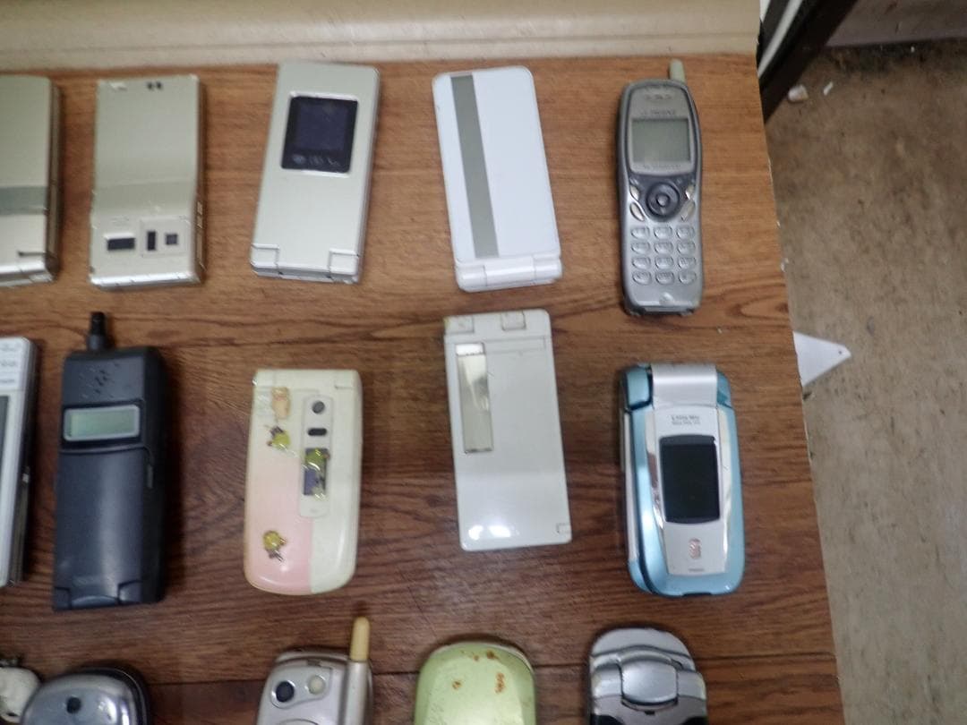 む*！様 携帯電話 ジャンク多数