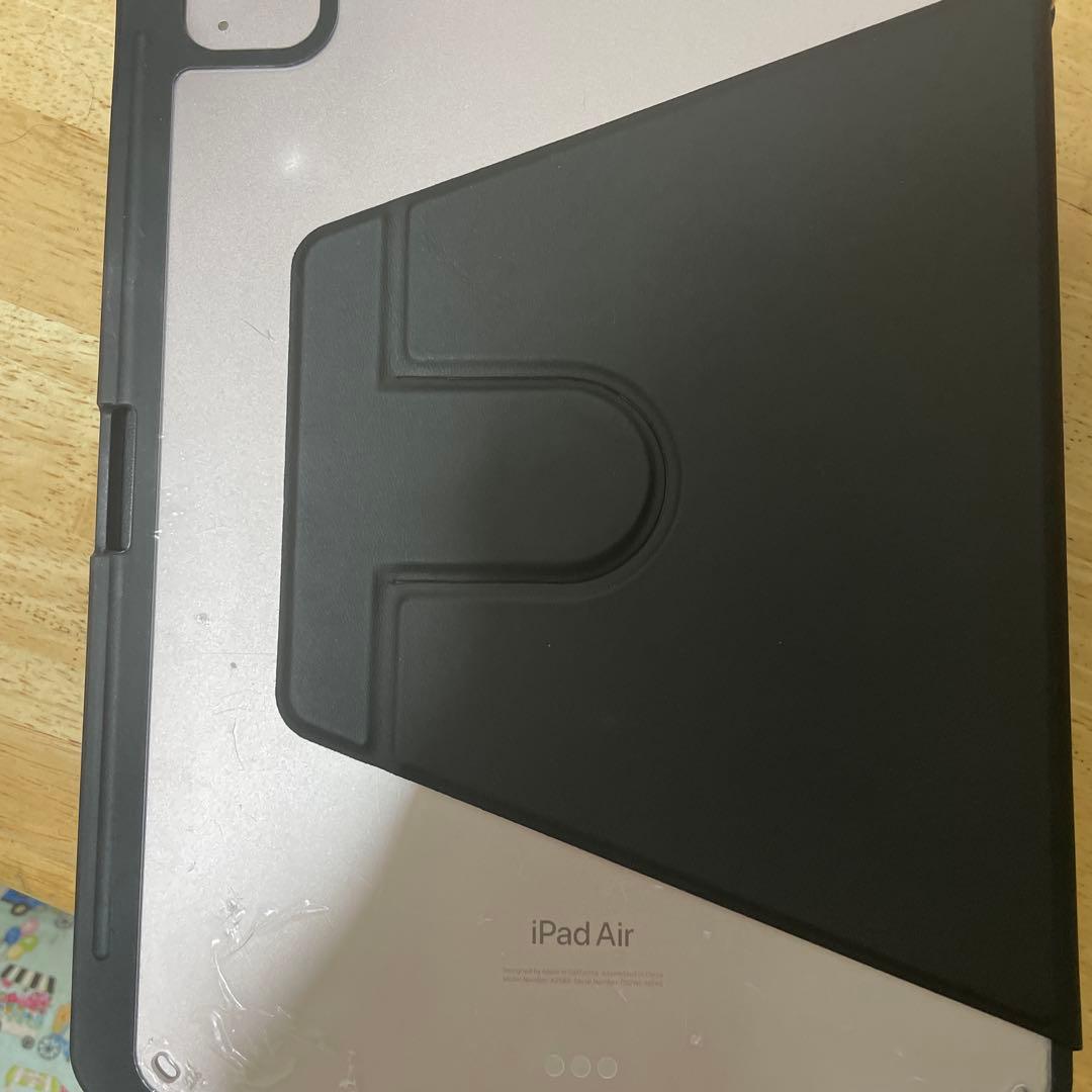 Apple iPad Air (第5世代) 64GB ゴールド　Wi-Fiモデル