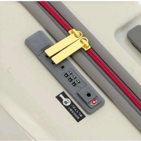 新品　アルプスの少女ハイジ　サンリオキティコラボ　ジッパースーツケース Mサイズ