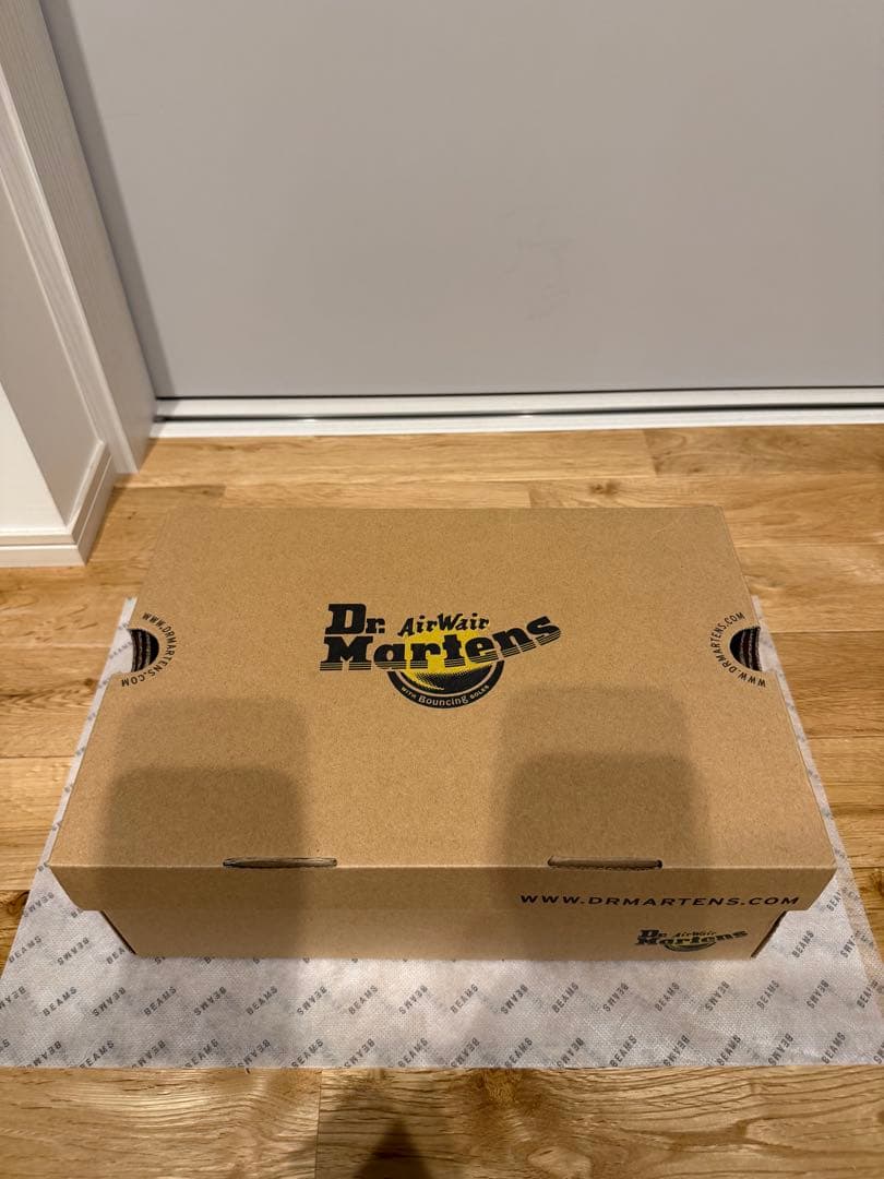 【新品】Dr.マーチン1460 8ホールレザーレースアップブーツ/チェリーレッド