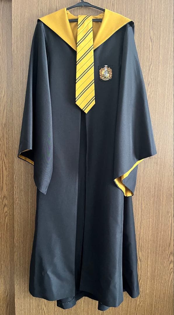 ハリーポッター ハッフルパフ ローブ xs スタジオツアー