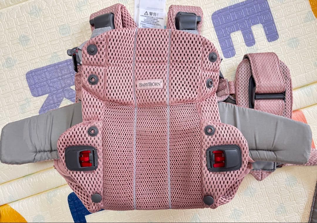 最終値下げ‼️【使用数回のみ】BabyBjörn ハーモニー 抱っこ紐 ピンク