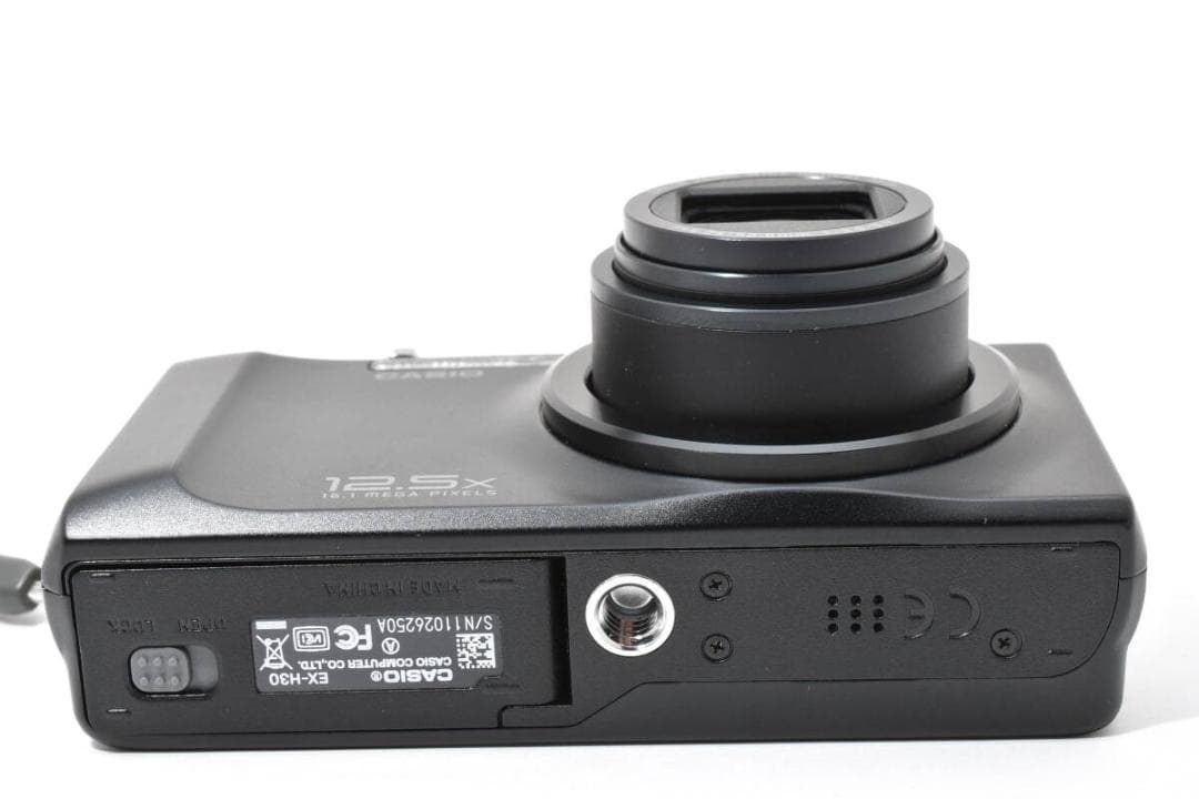美品　カシオ　CASIO EXILIM EX-H30 ブラック ＃A320