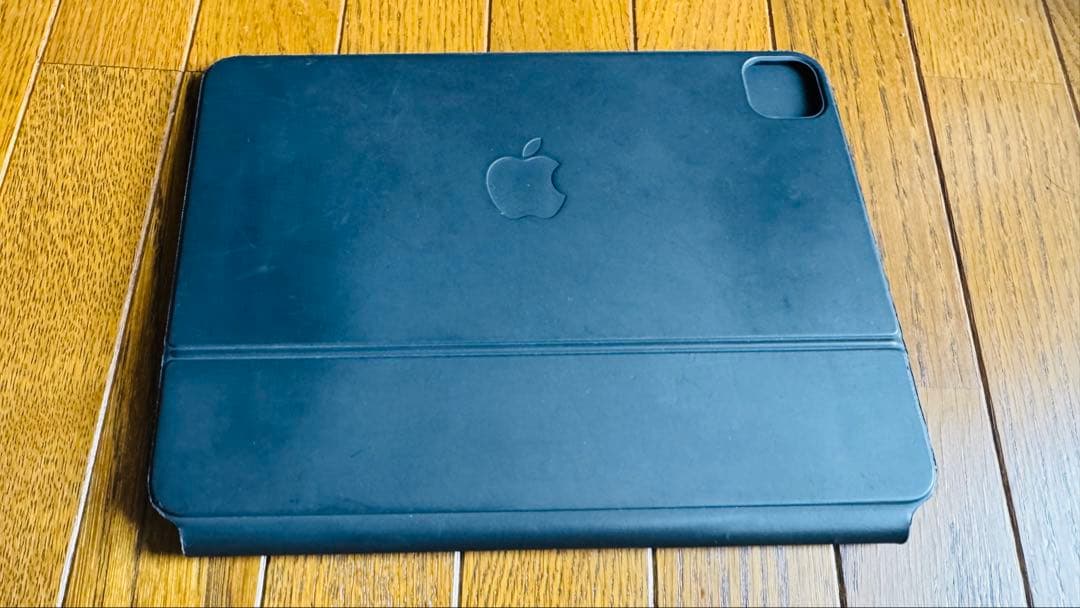 ipad pro 第2世代　11インチ　256GB Magic keyboard