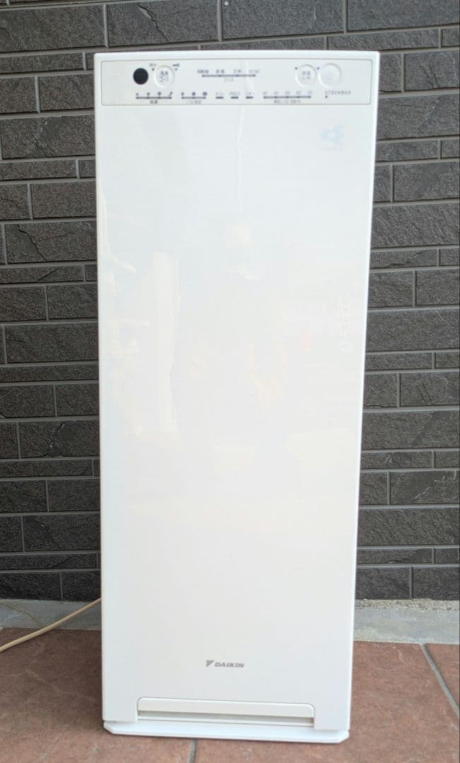 DAIKIN　加湿機能付き空気清浄機 MCK55WKS-W 2020年式