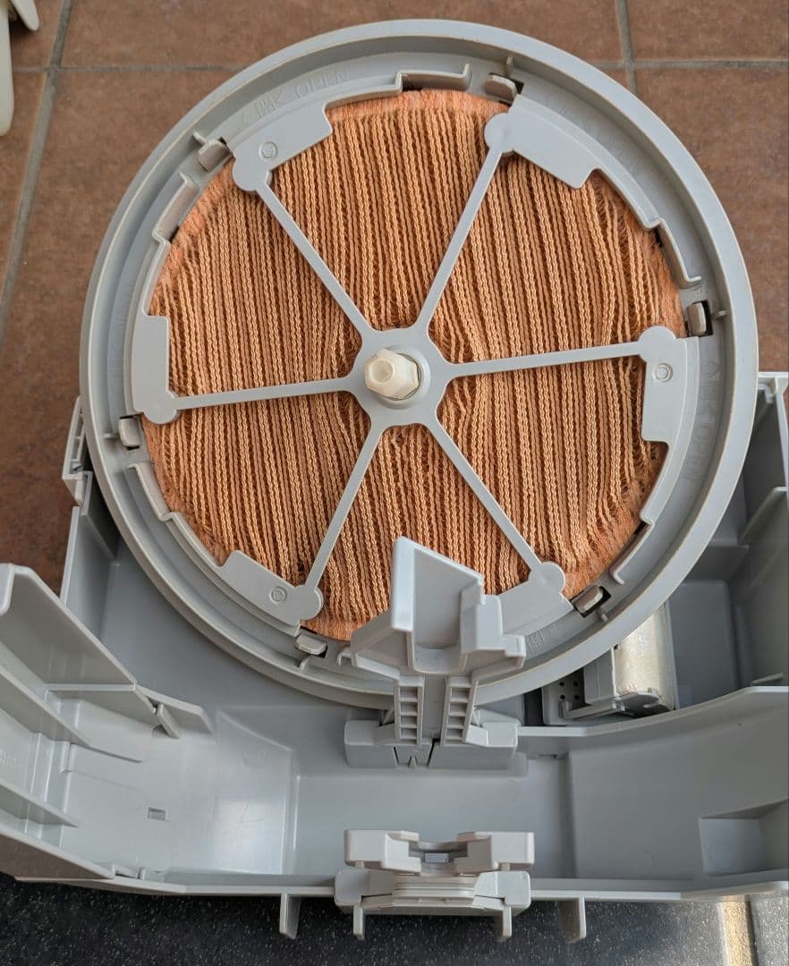 DAIKIN　加湿機能付き空気清浄機 MCK55WKS-W 2020年式