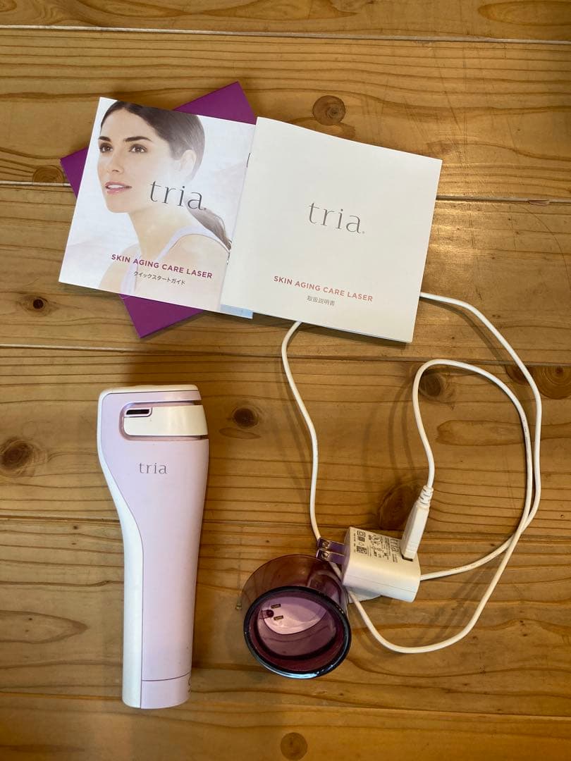 tria スキンエイジングケアレーザー ピンク