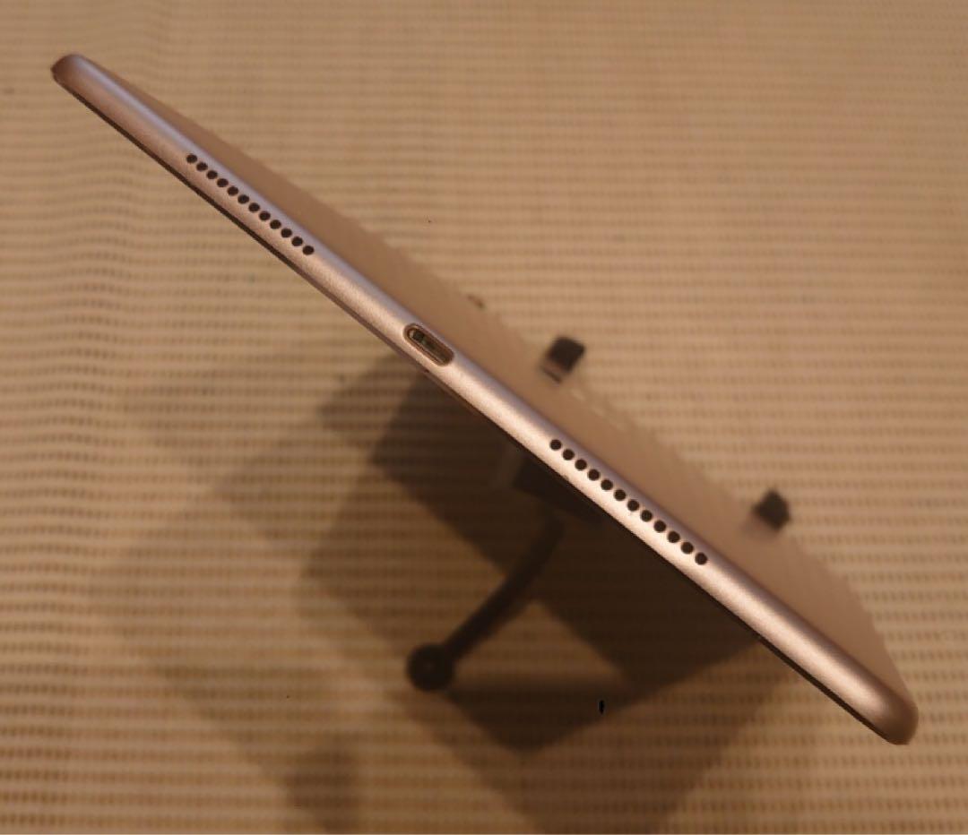 完動品SIMフリーiPad Pro9.7インチ本体128GB送料込2H258