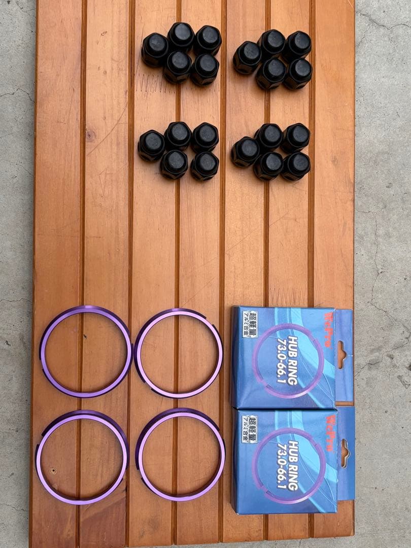 アウトランダーPHEV スタッドレスホイールセット 235/60 R18