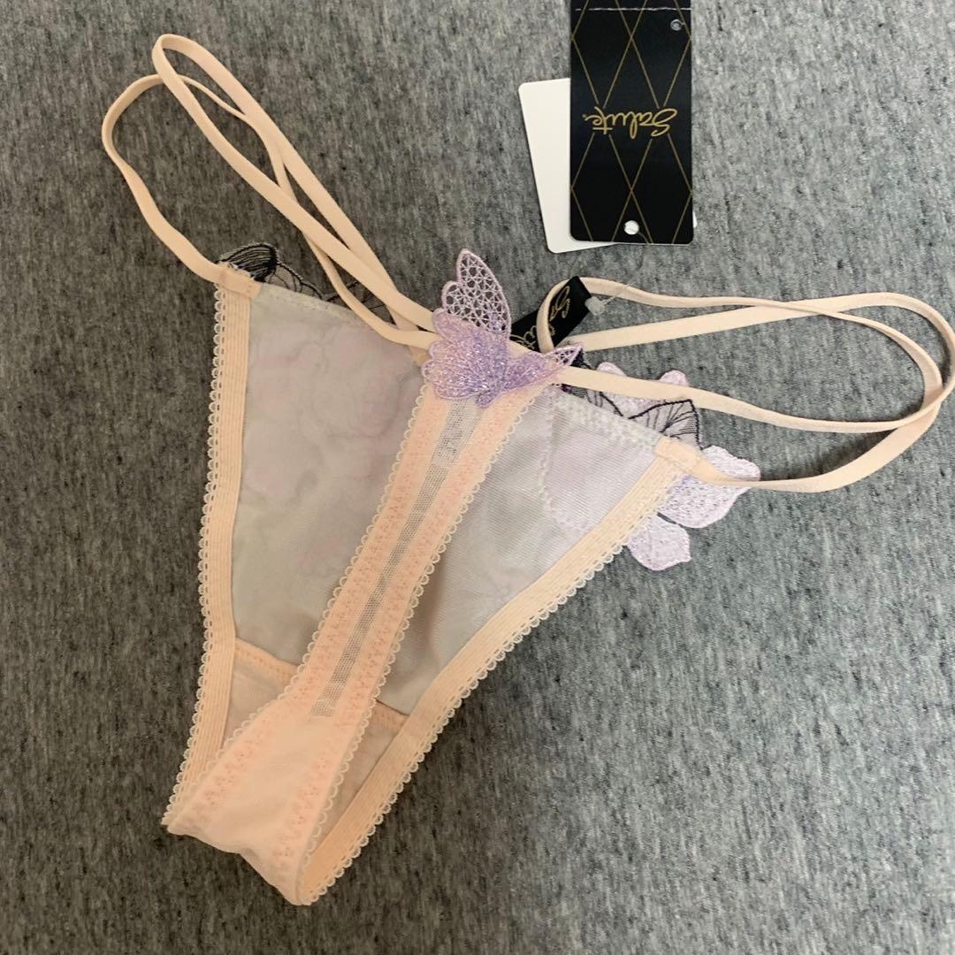 新品、ワコール　サルート、上下、スリーインワン、マリリンモンロー、D65/M