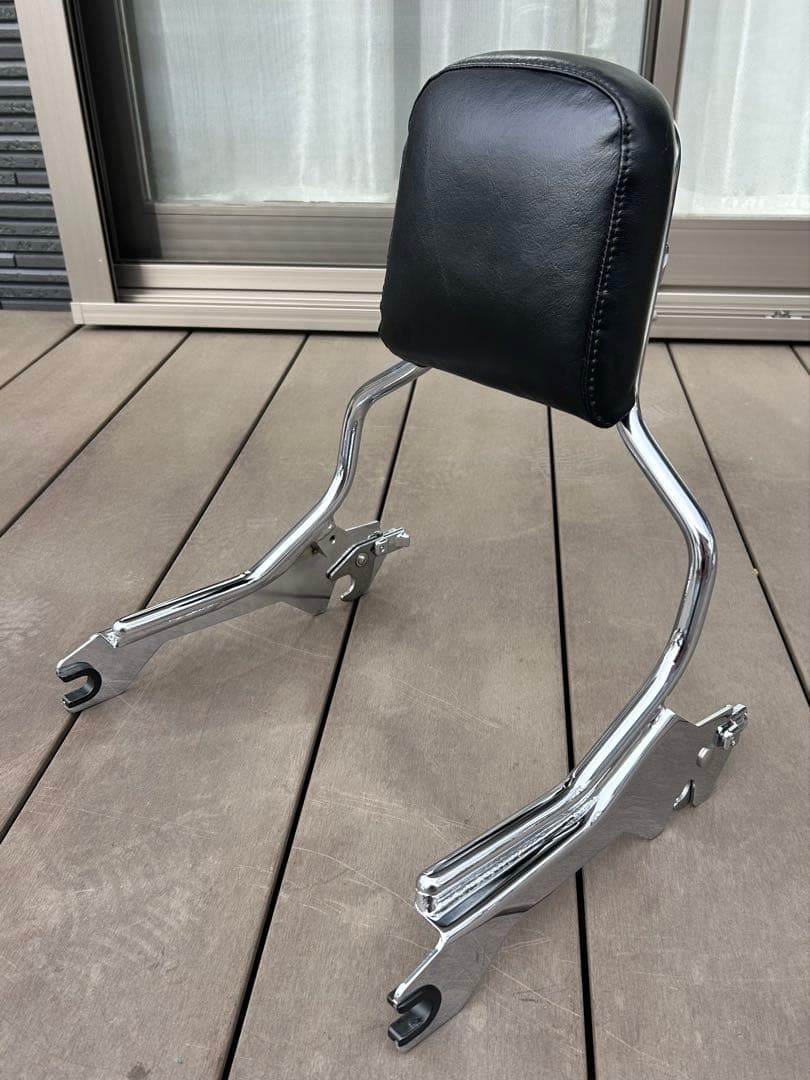 ハーレー　純正　 シーシーバー　バックレスト　ブレイクアウト　ファットボーイ