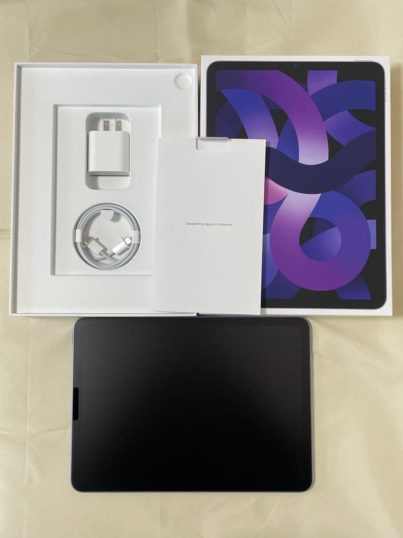 【美品】iPad Air（第5世代） Wi-Fiモデル 256GB パープル