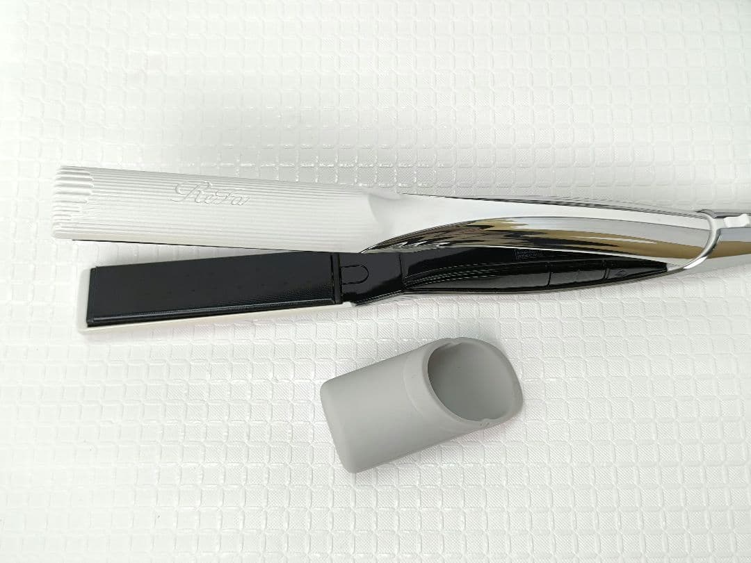 22年製 正規品　ReFaリファ ビューテック ストレートアイロン