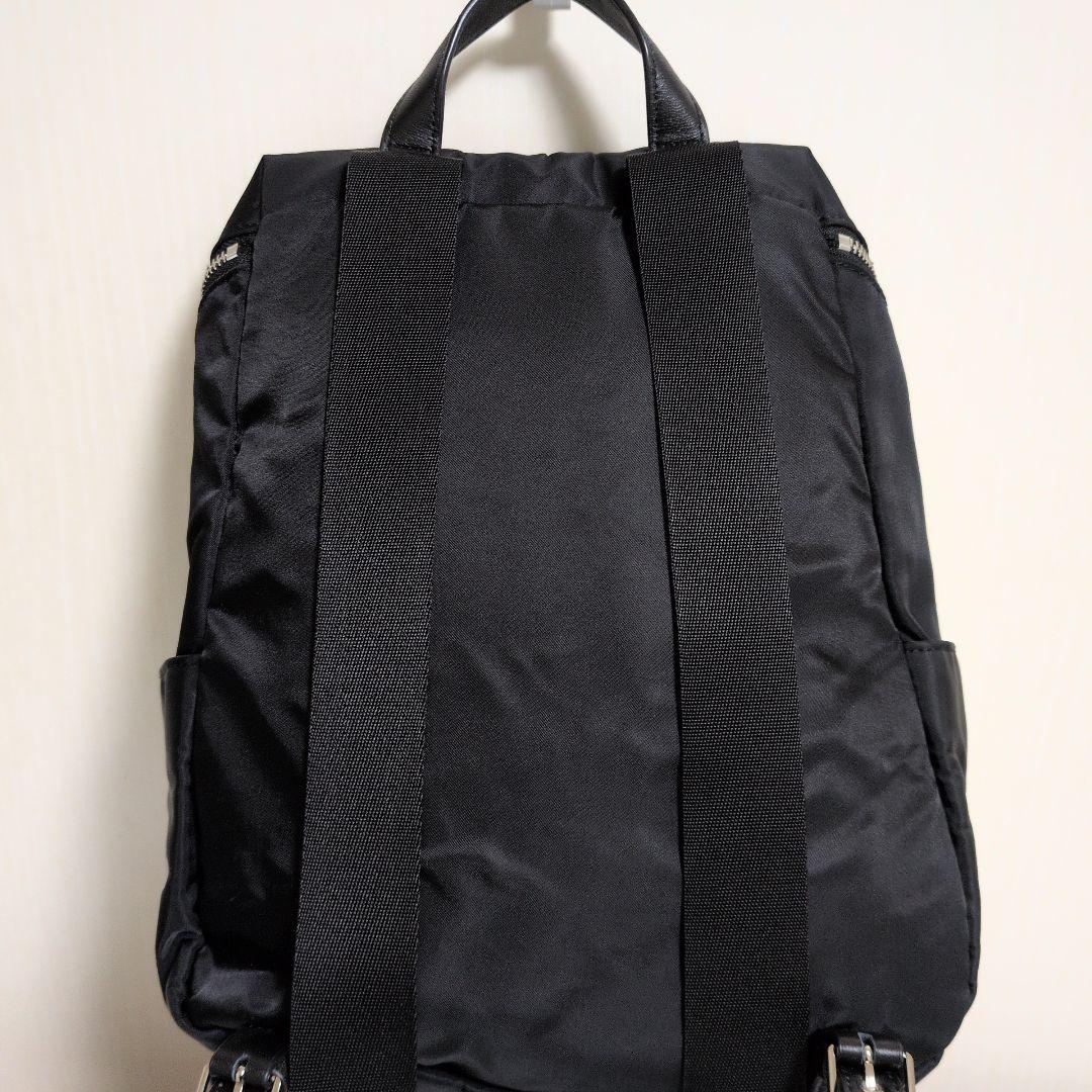美品アニエスベー　ナイロンリュック　軽量　大容量　黒