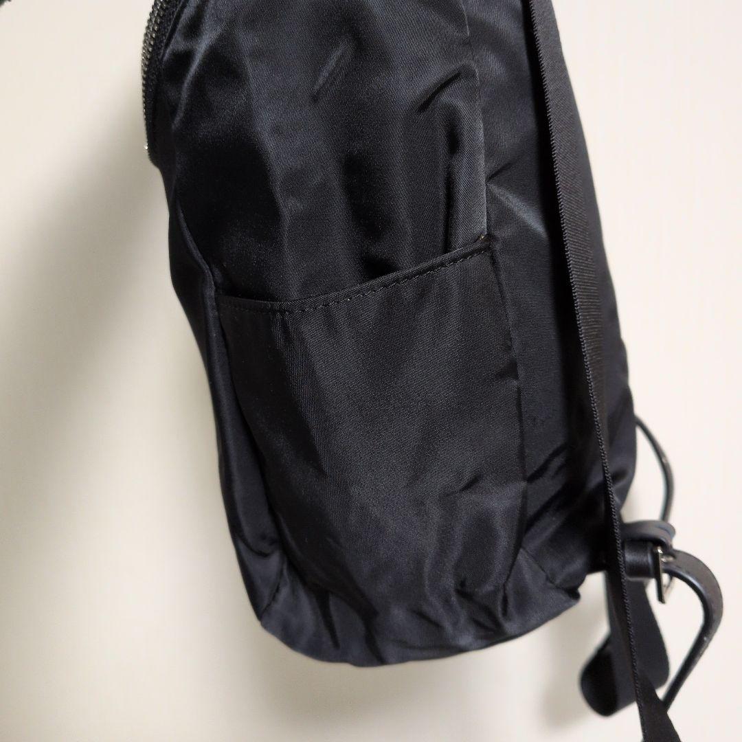 美品アニエスベー　ナイロンリュック　軽量　大容量　黒