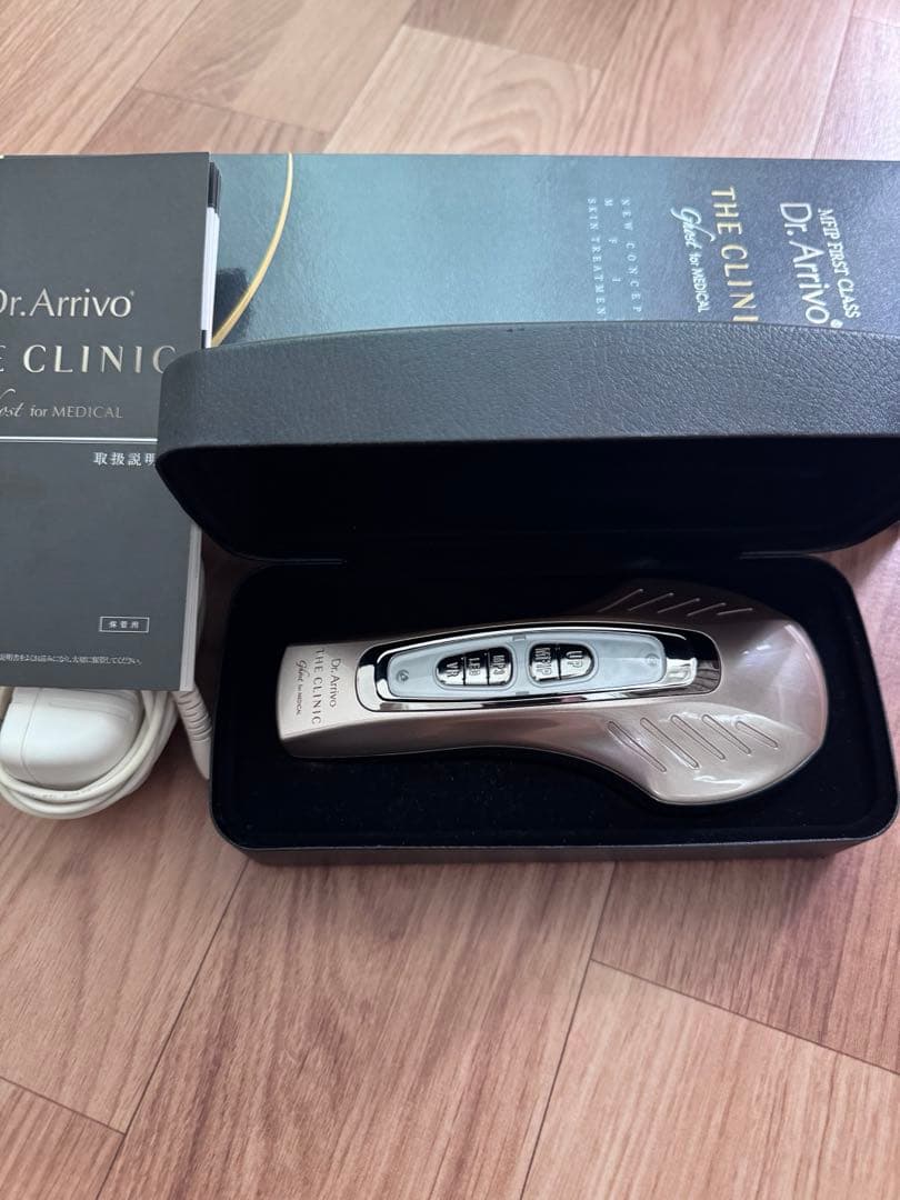 Dr.Arrivo THE CLINIC ドクターアリーヴォザクリニック美顔器