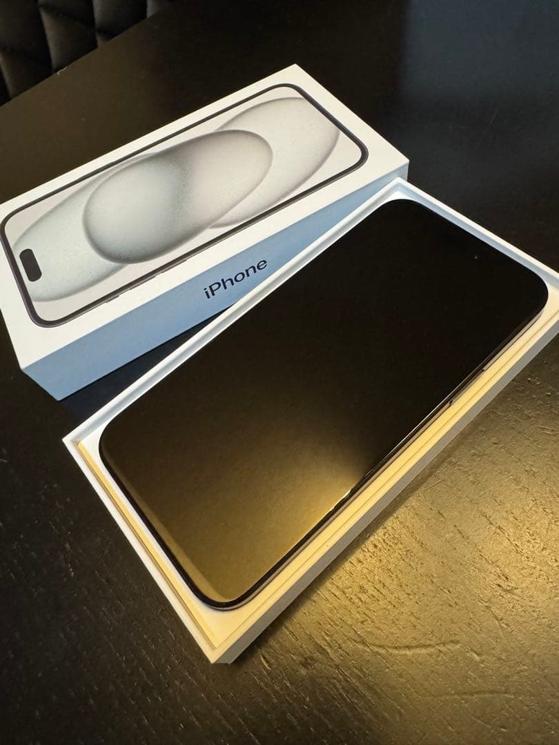 超美品 傷なしiPhone15 plus ブラック 本体