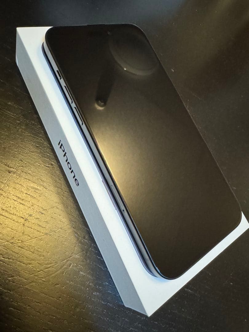 超美品 傷なしiPhone15 plus ブラック 本体