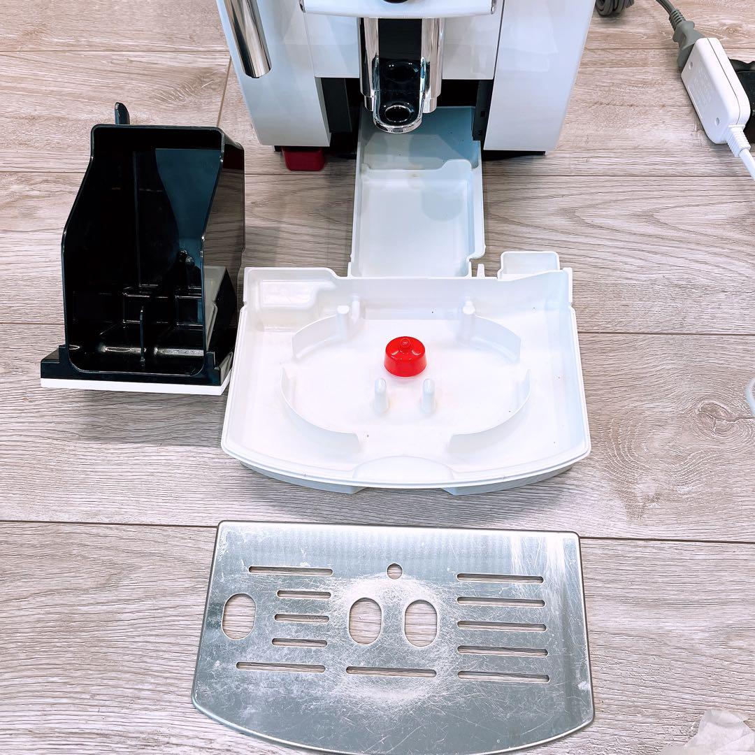 デロンギ マグニフィカ ECAM23120WN 全自動エスプレッソマシン