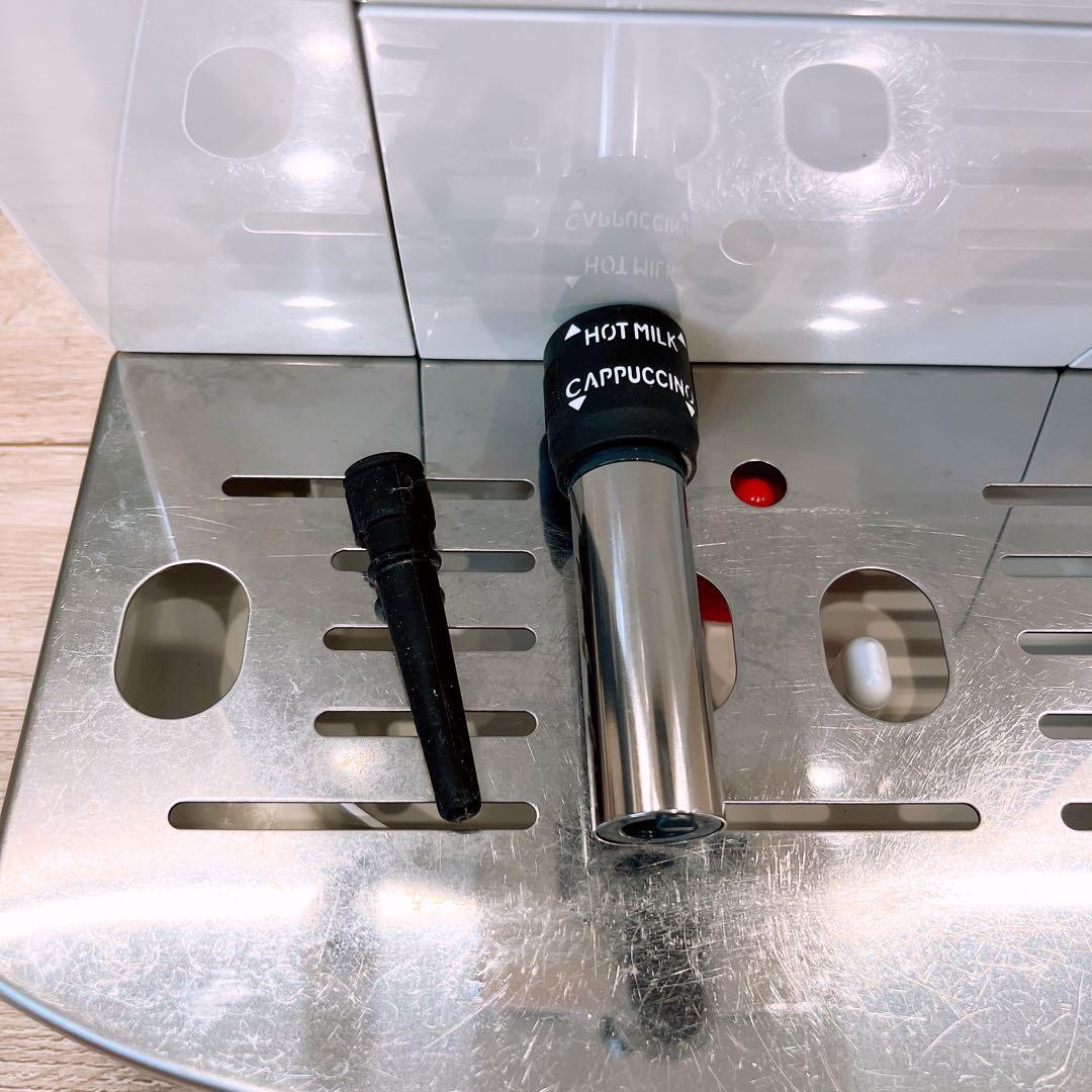 デロンギ マグニフィカ ECAM23120WN 全自動エスプレッソマシン