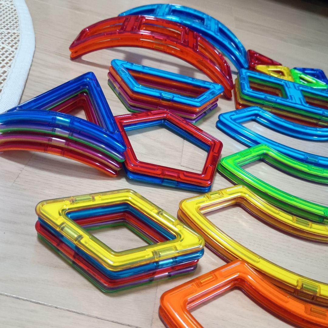 正規品 マグフォーマー クリエイティブセット90ピース タイヤ 車両