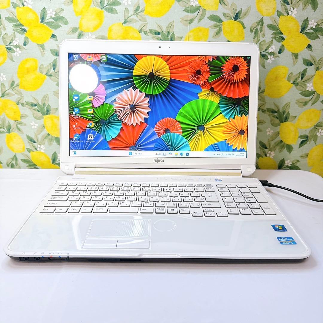 訳あり破格❤️ホワイトノートパソコン❤️大人気富士通❤️Windows11❤️すぐ使える