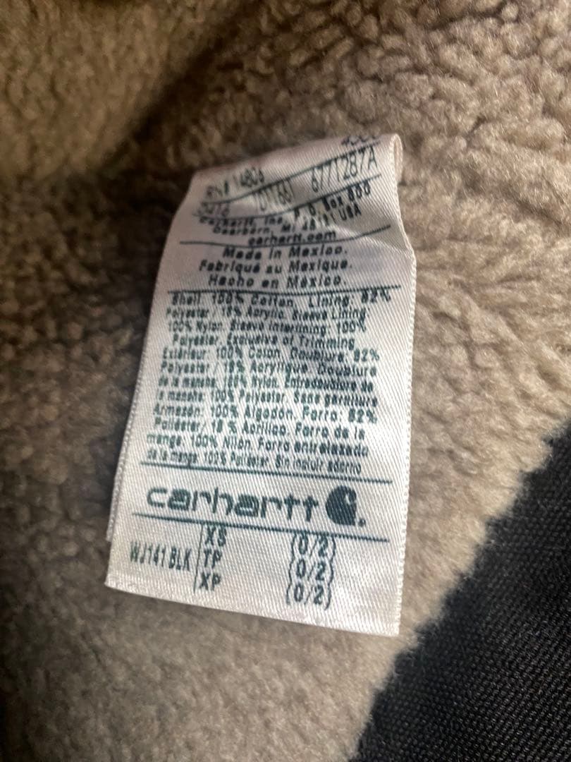 【年明け大放出セール！】carhartt アクティブジャケット