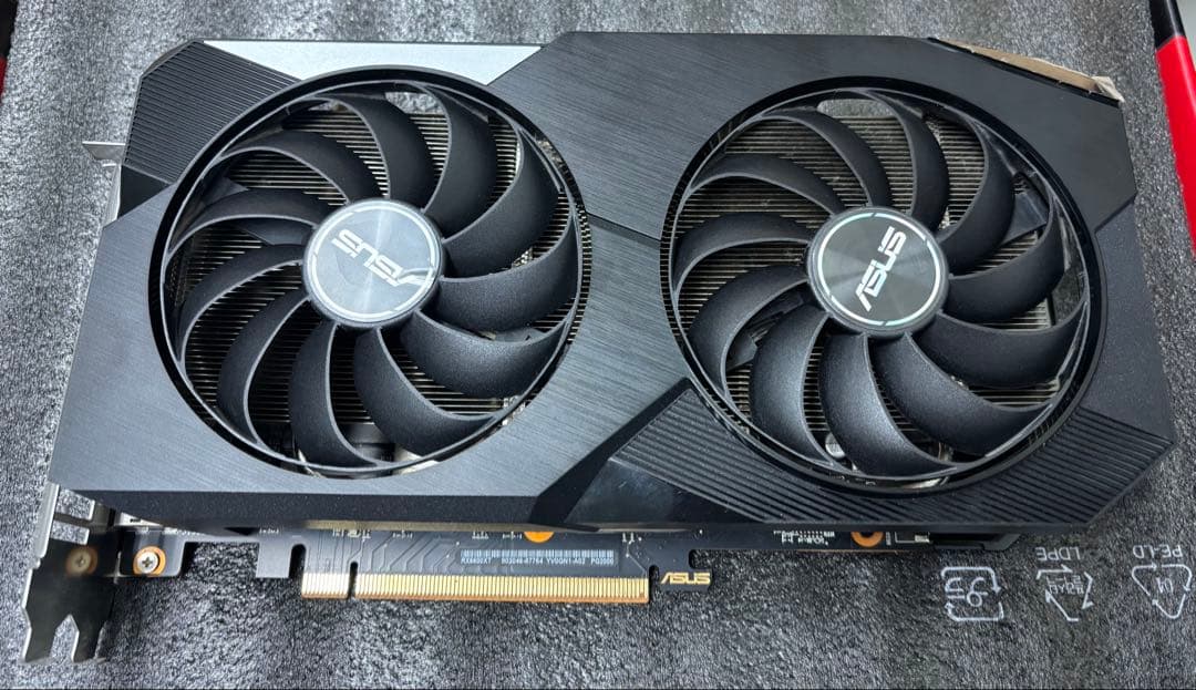 ASUS AMD Radeon RX6600XT グラフィックボード