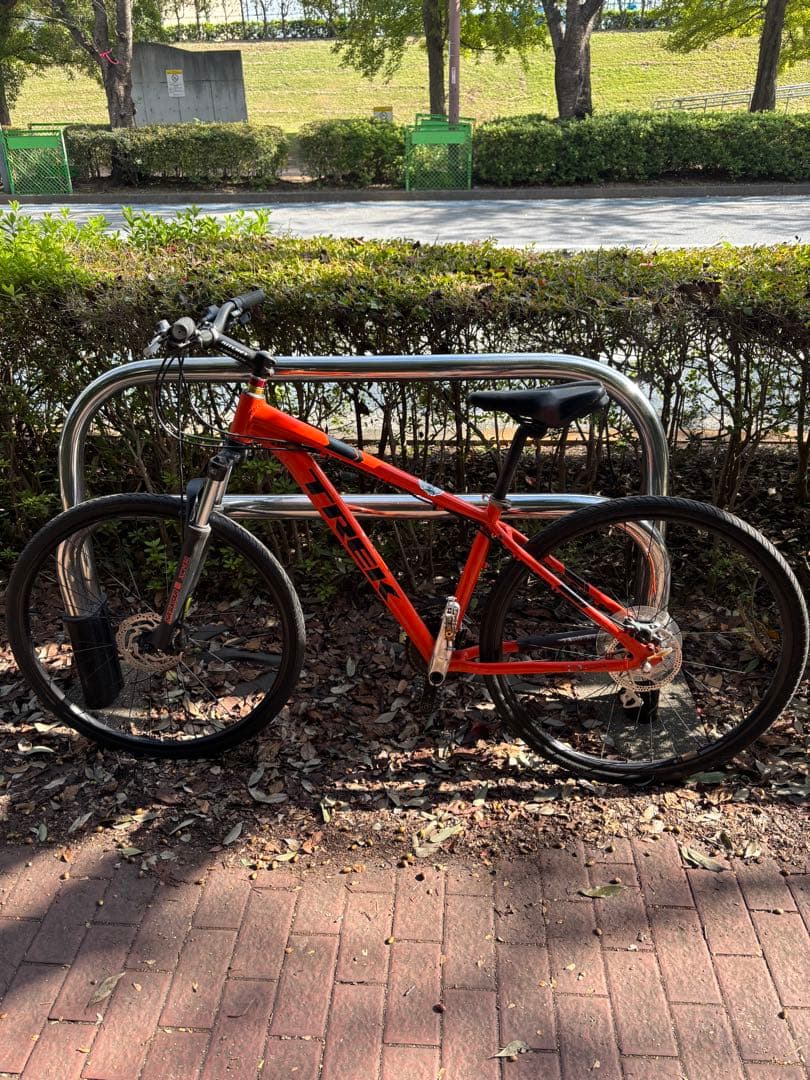 Trek マウンテンバイク オレンジ　29インチ　多摩地区引取限定