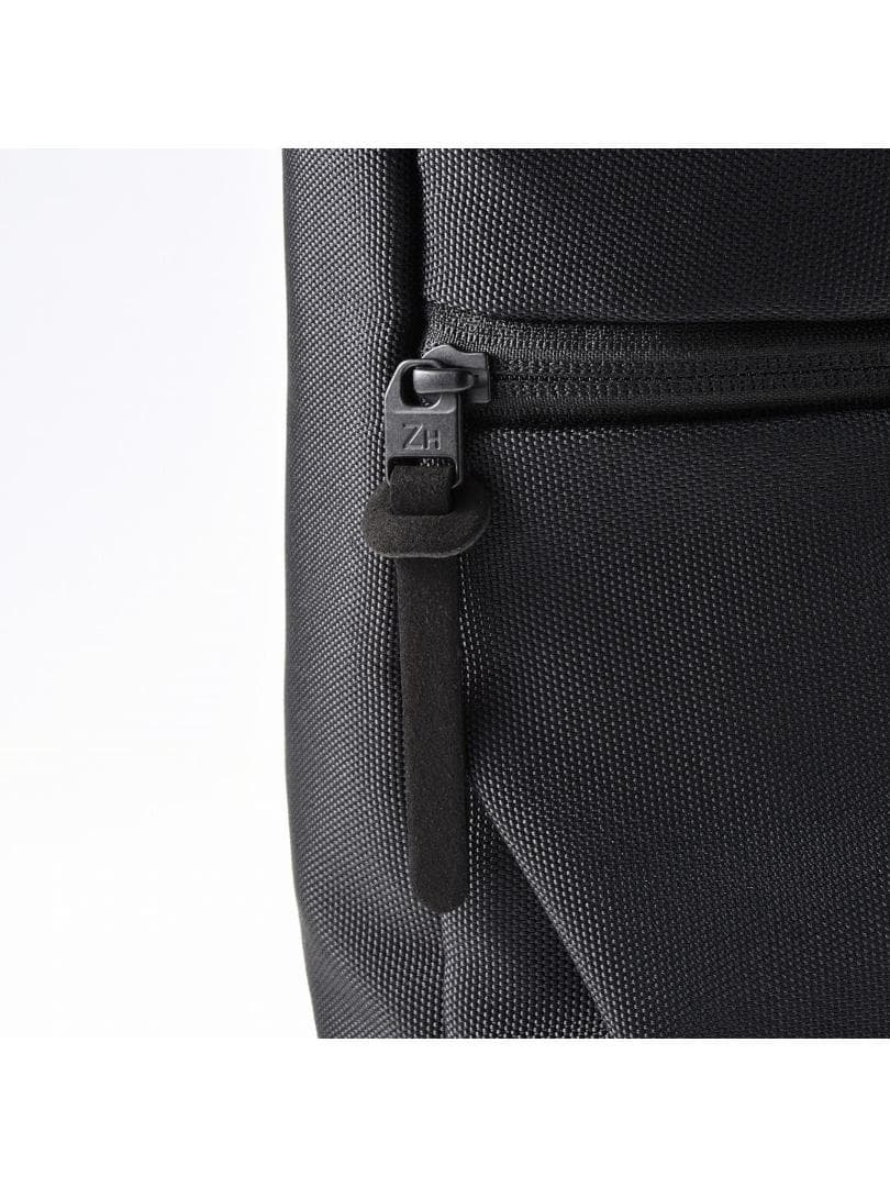 ZERO HALLIBURTON ZNCトートバッグ