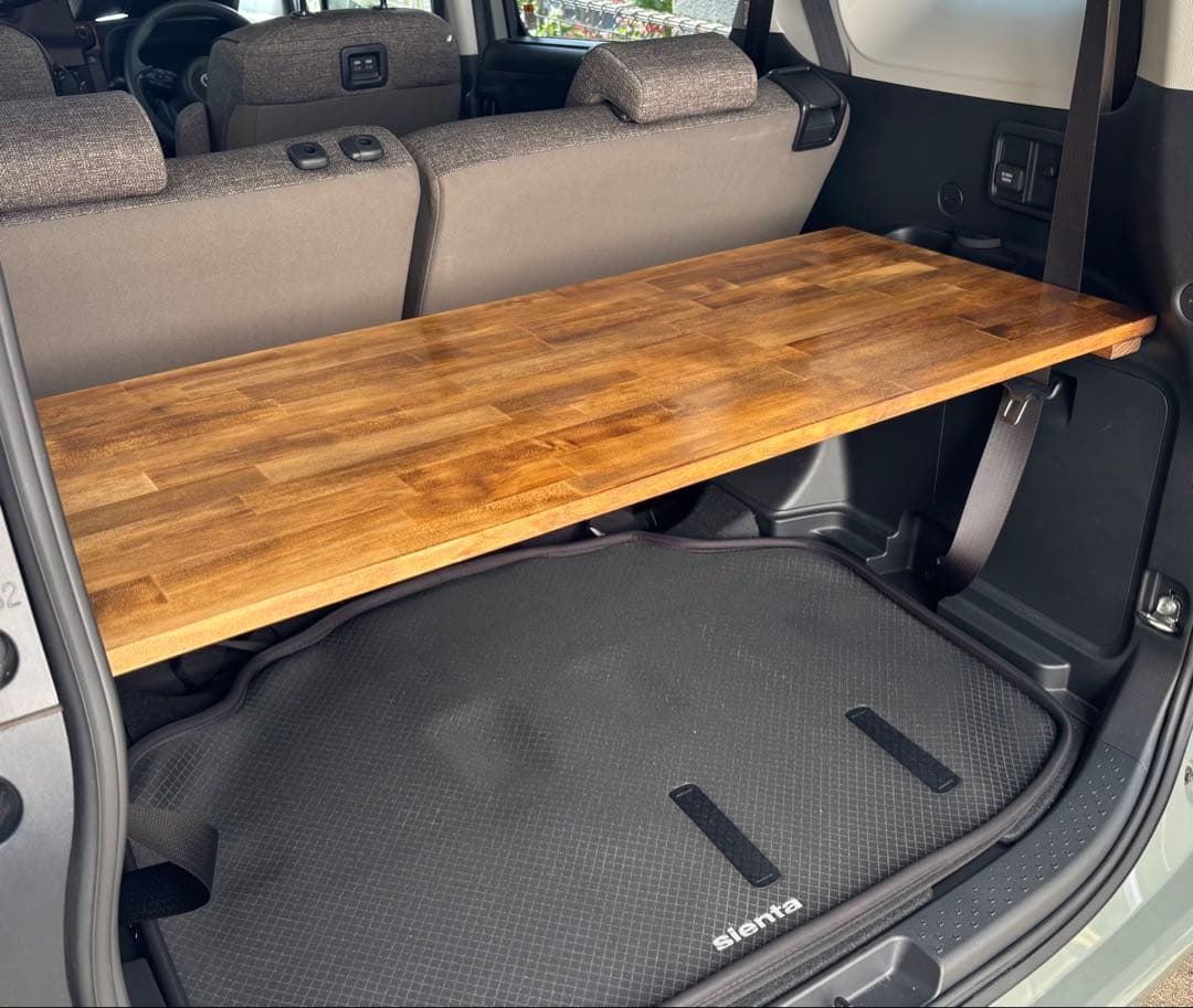 新型シエンタ10系専用 ラゲッジボード ワトコオイル&ウレタンニスコーティング