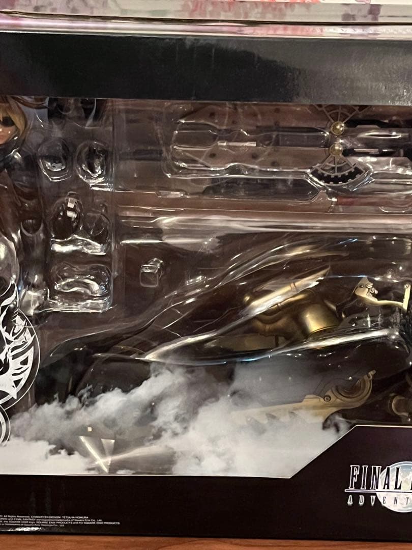 希少 新品 未開封 PLAYARTS改 クラウド・ストライフ&フェンリル