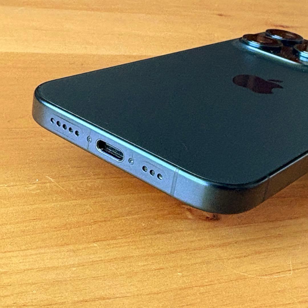 iPhone 15Pro ブルーチタニウム 128GB 中古