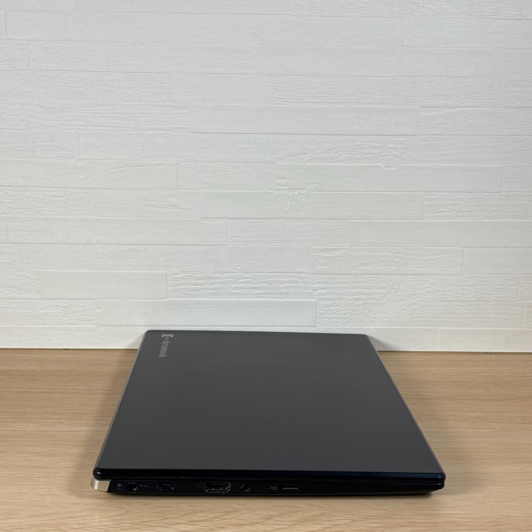 Dynabook　10世代i5　ノートパソコン　Windows11　超軽量　19