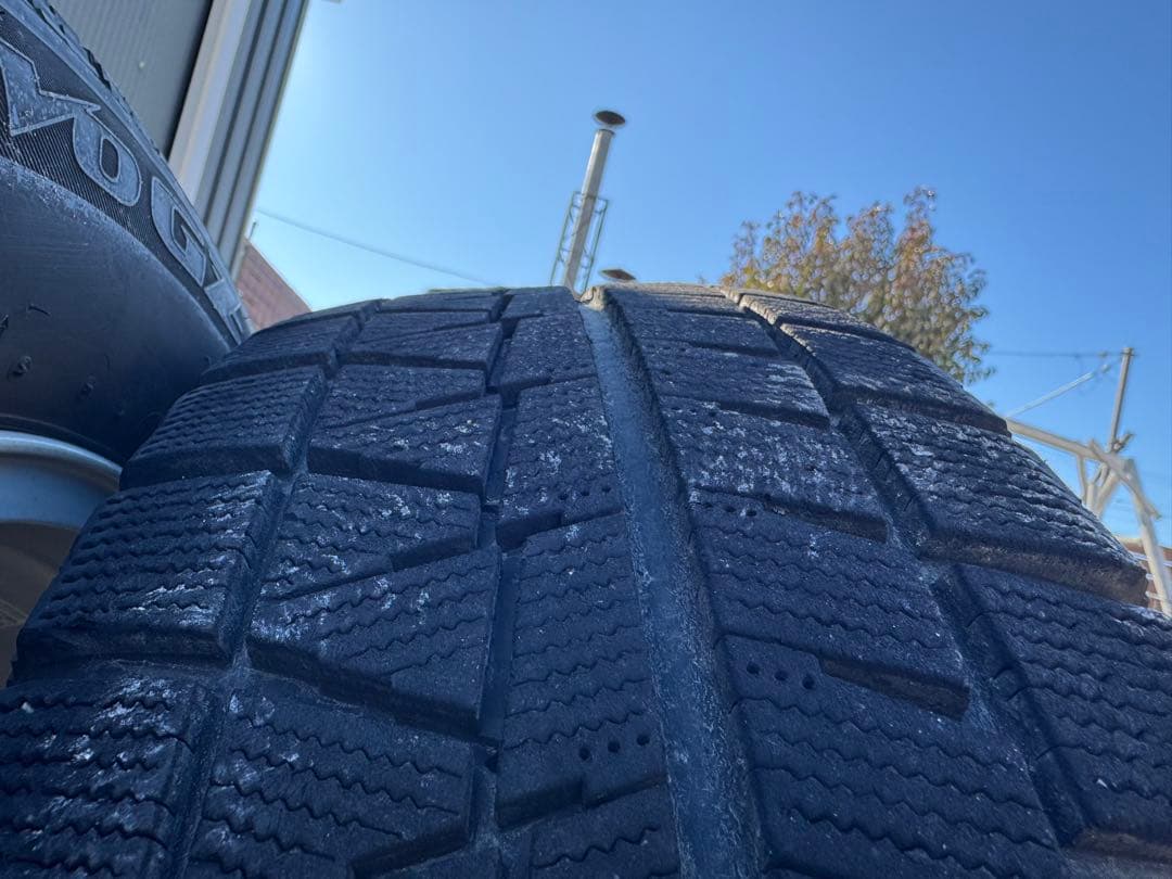 ブリヂストン ブリザック スタッドレスタイヤ・ホイール 4本 215/65R16