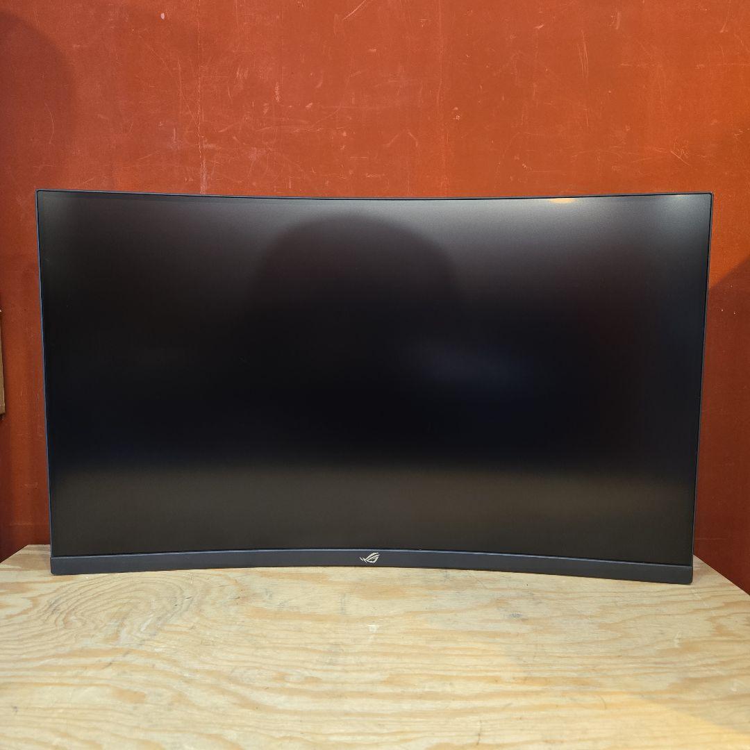 ASUS ゲーミングモニター　XG32VQR 湾曲 31.5インチ　液晶モニター