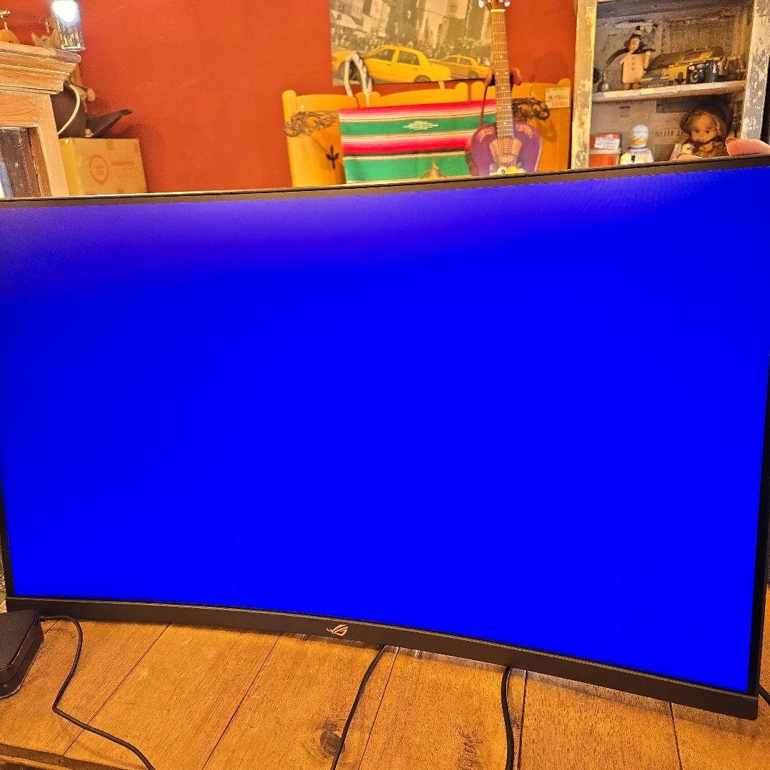 ASUS ゲーミングモニター　XG32VQR 湾曲 31.5インチ　液晶モニター