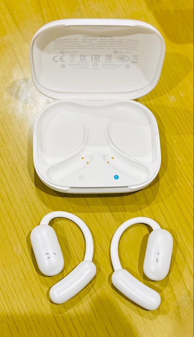 【USED/美品】Anker Soundcore Aerofit 2 ホワイト