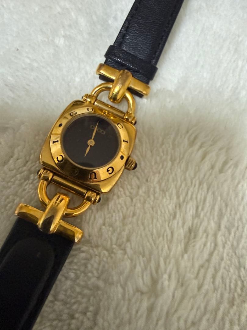 グッチ　レディス時計　不動品